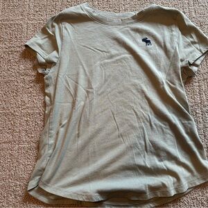 Girls Abercrombie olive green tee 9/10